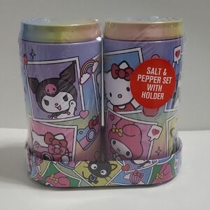 Hello Kitty Tin Salt & Pepper Set